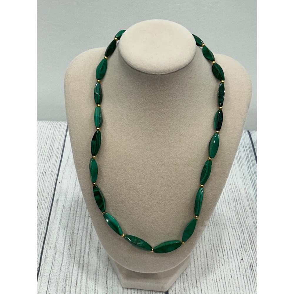 Vintage Green Malachite Marquise Beaded Stone Necklace Gold Tone Spacers 16"